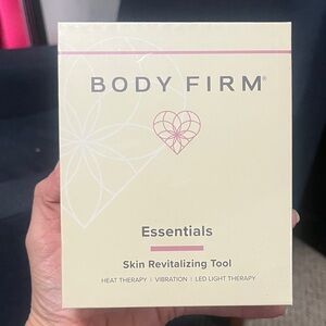 Body Firm Essentials Skin Revitalizing Tool - Cream